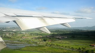 Boeing 777 LAST SECOND Go Around STEEP Climb [upl. by Llenaej]