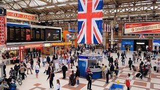 A Walk Through The London Victoria Station London England [upl. by Cyrilla]